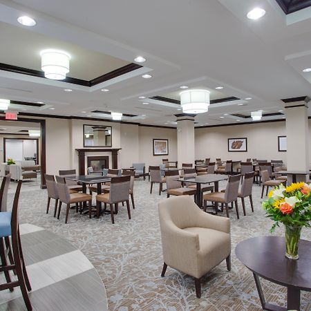 Holiday Inn Express & Suites Ottawa East-Orleans By Ihg Esterno foto