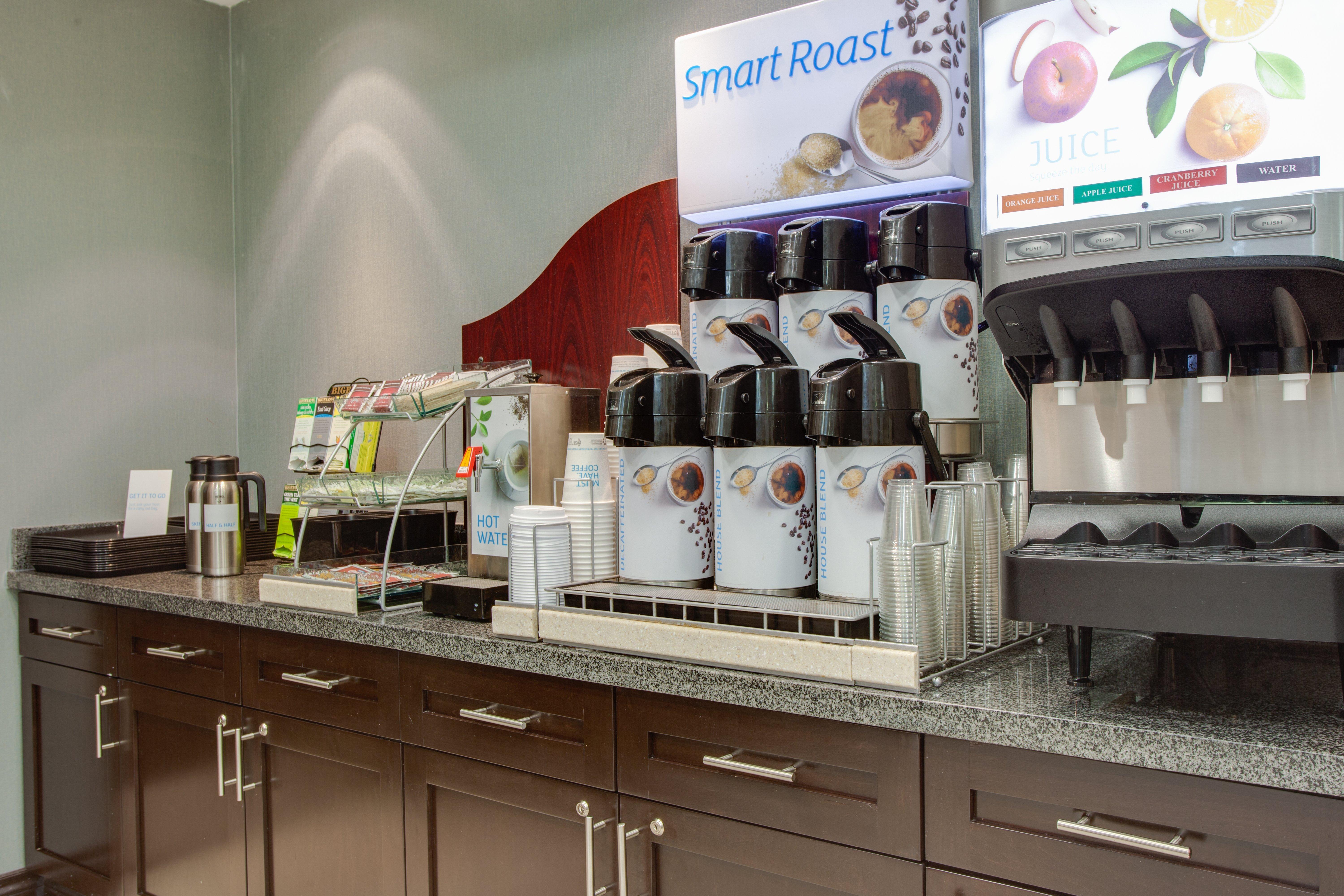 Holiday Inn Express & Suites Ottawa East-Orleans By Ihg Esterno foto
