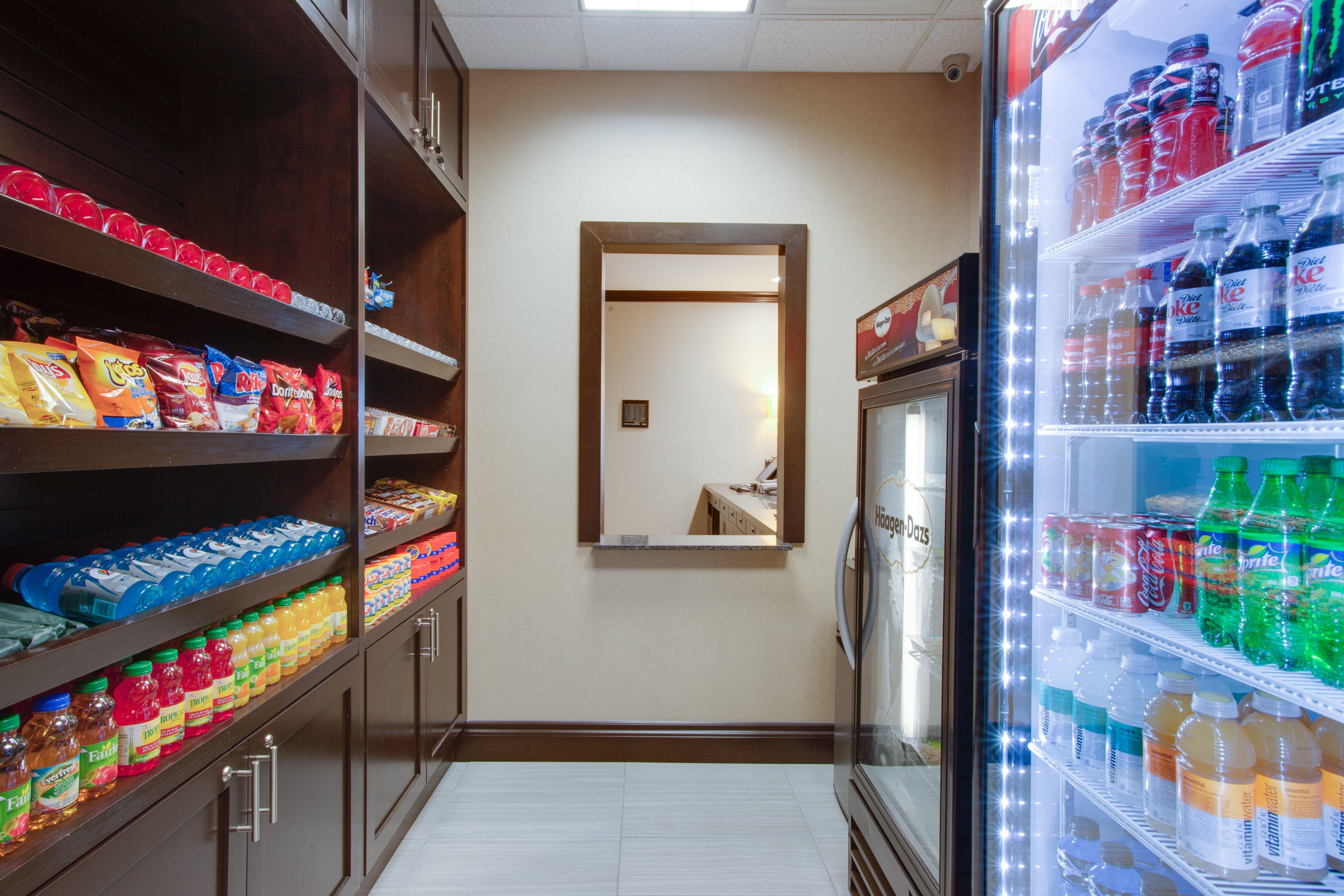 Holiday Inn Express & Suites Ottawa East-Orleans By Ihg Esterno foto
