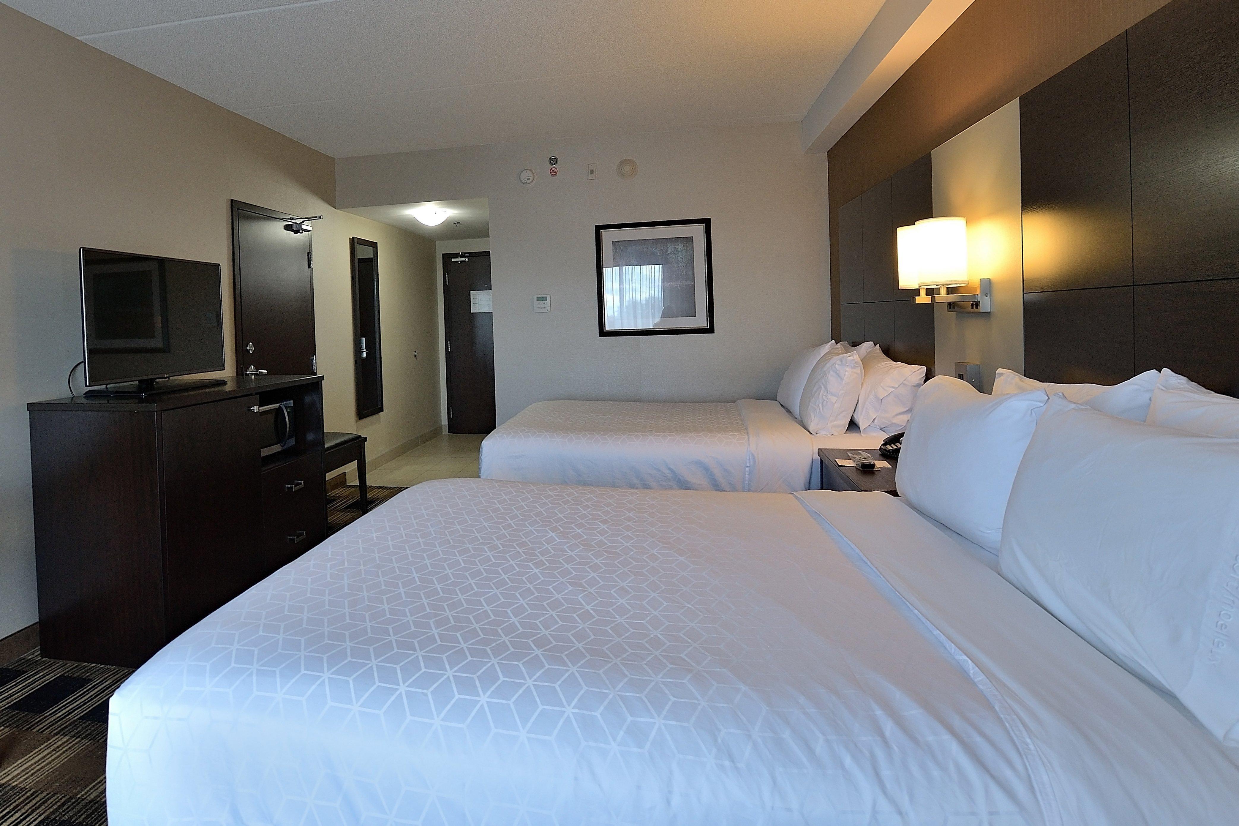 Holiday Inn Express & Suites Ottawa East-Orleans By Ihg Esterno foto