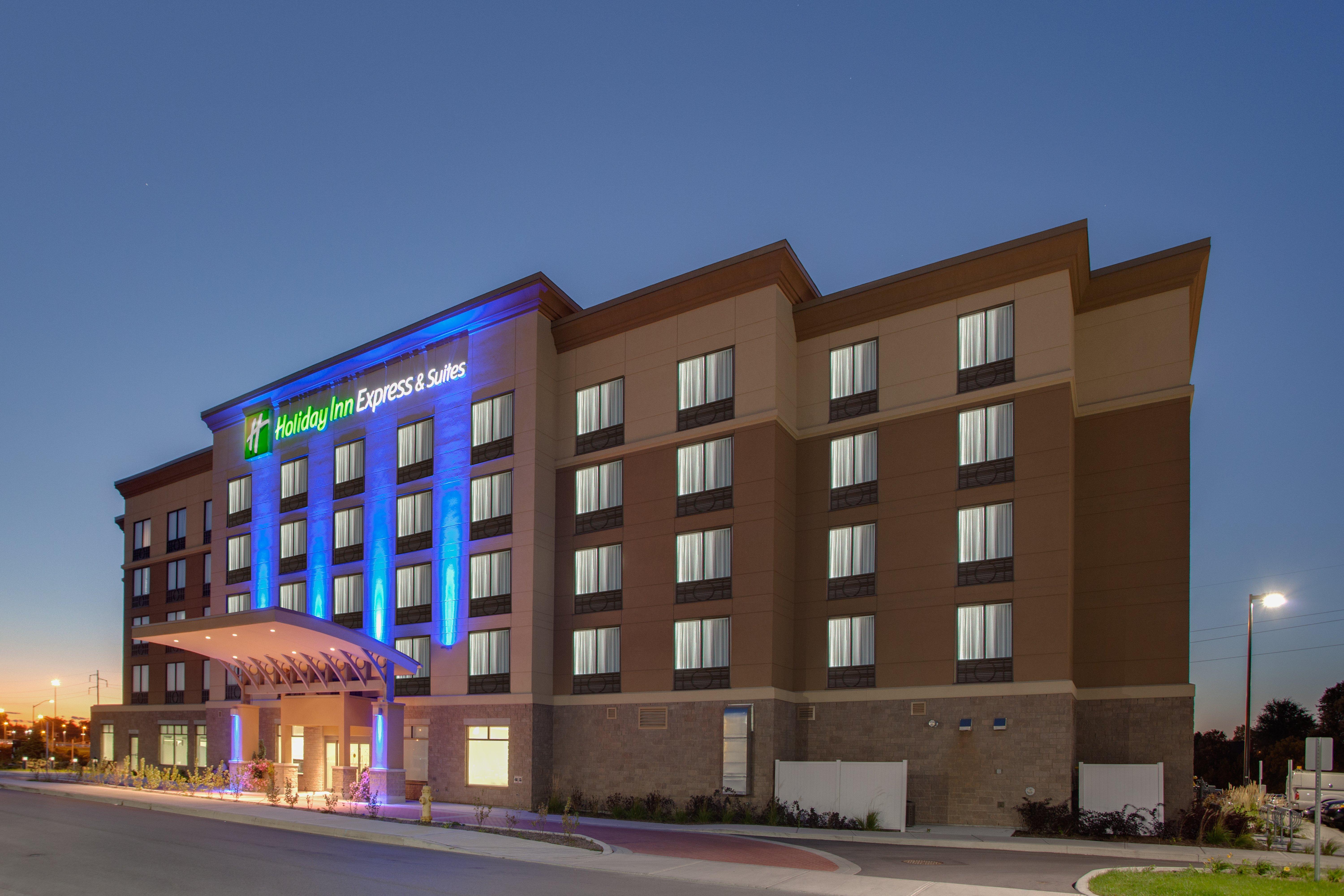 Holiday Inn Express & Suites Ottawa East-Orleans By Ihg Esterno foto