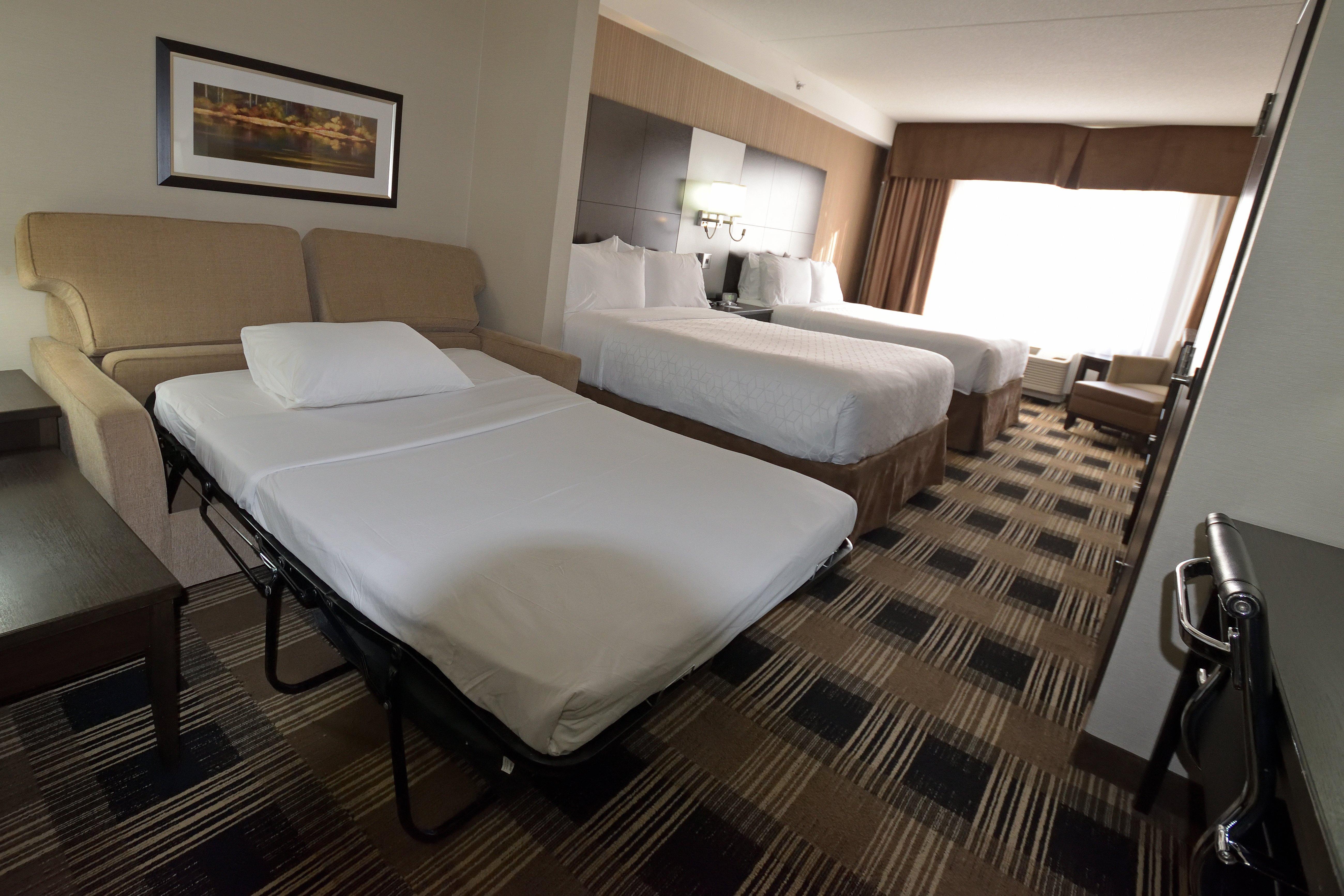 Holiday Inn Express & Suites Ottawa East-Orleans By Ihg Esterno foto