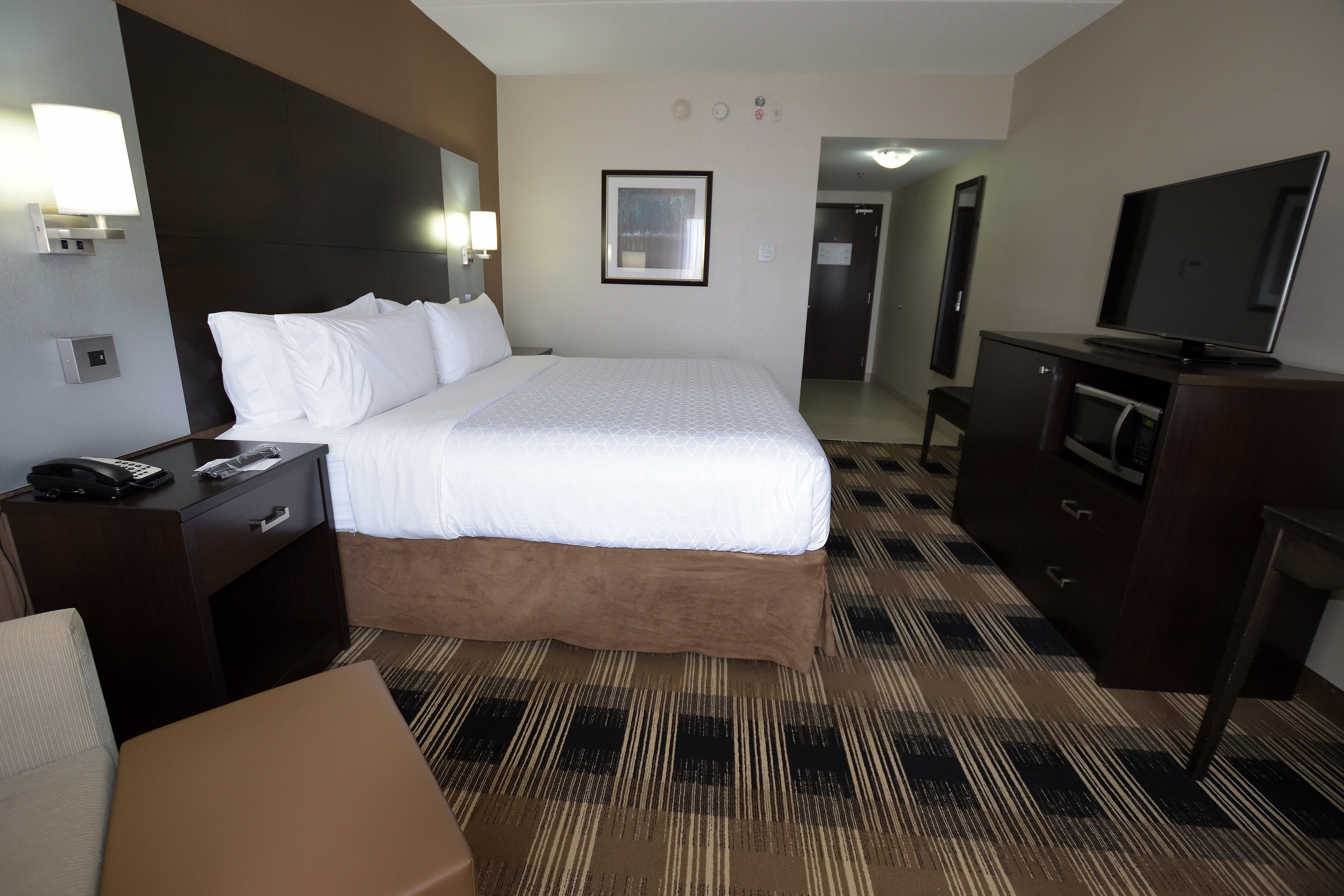 Holiday Inn Express & Suites Ottawa East-Orleans By Ihg Esterno foto