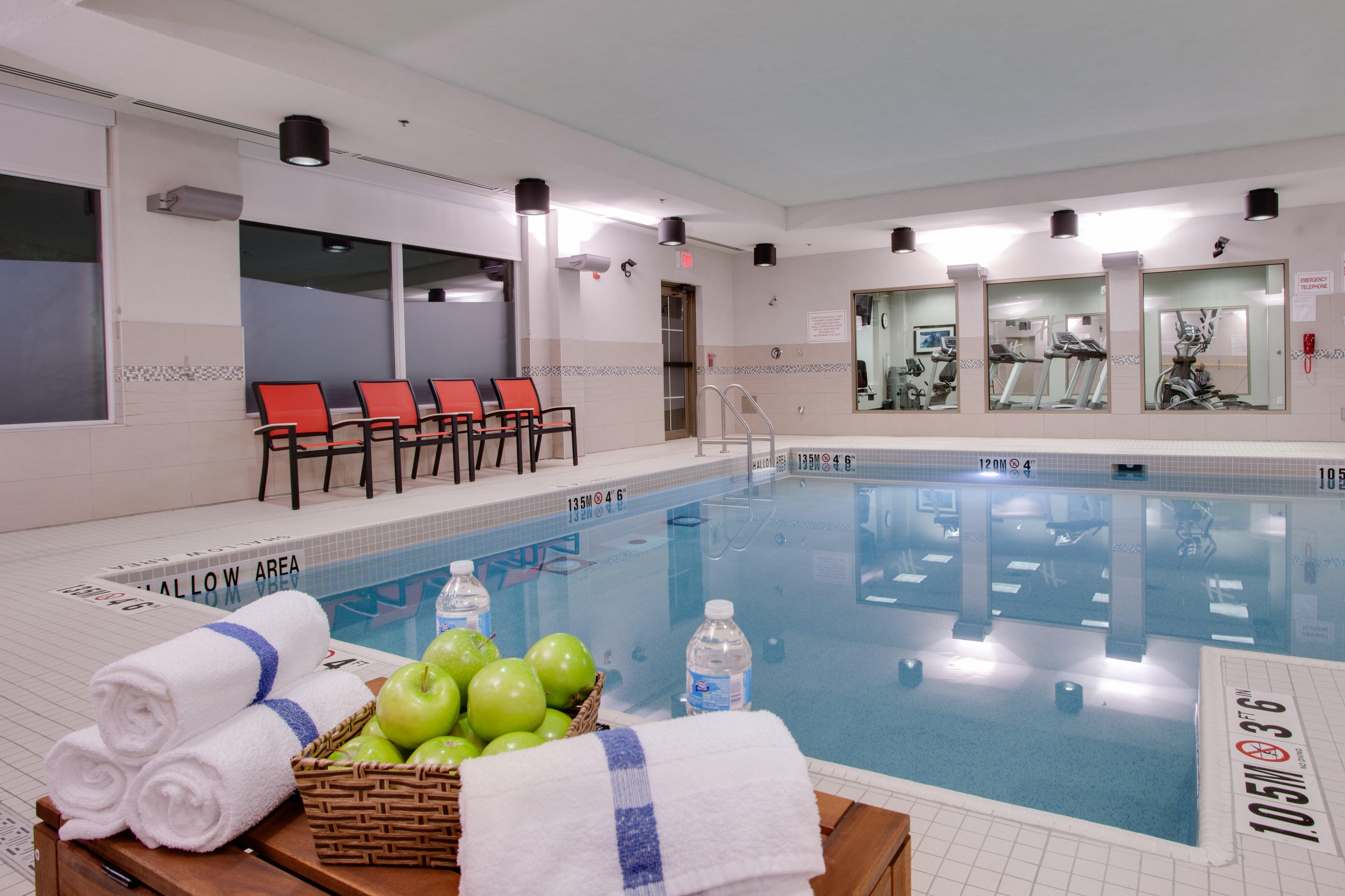 Holiday Inn Express & Suites Ottawa East-Orleans By Ihg Esterno foto
