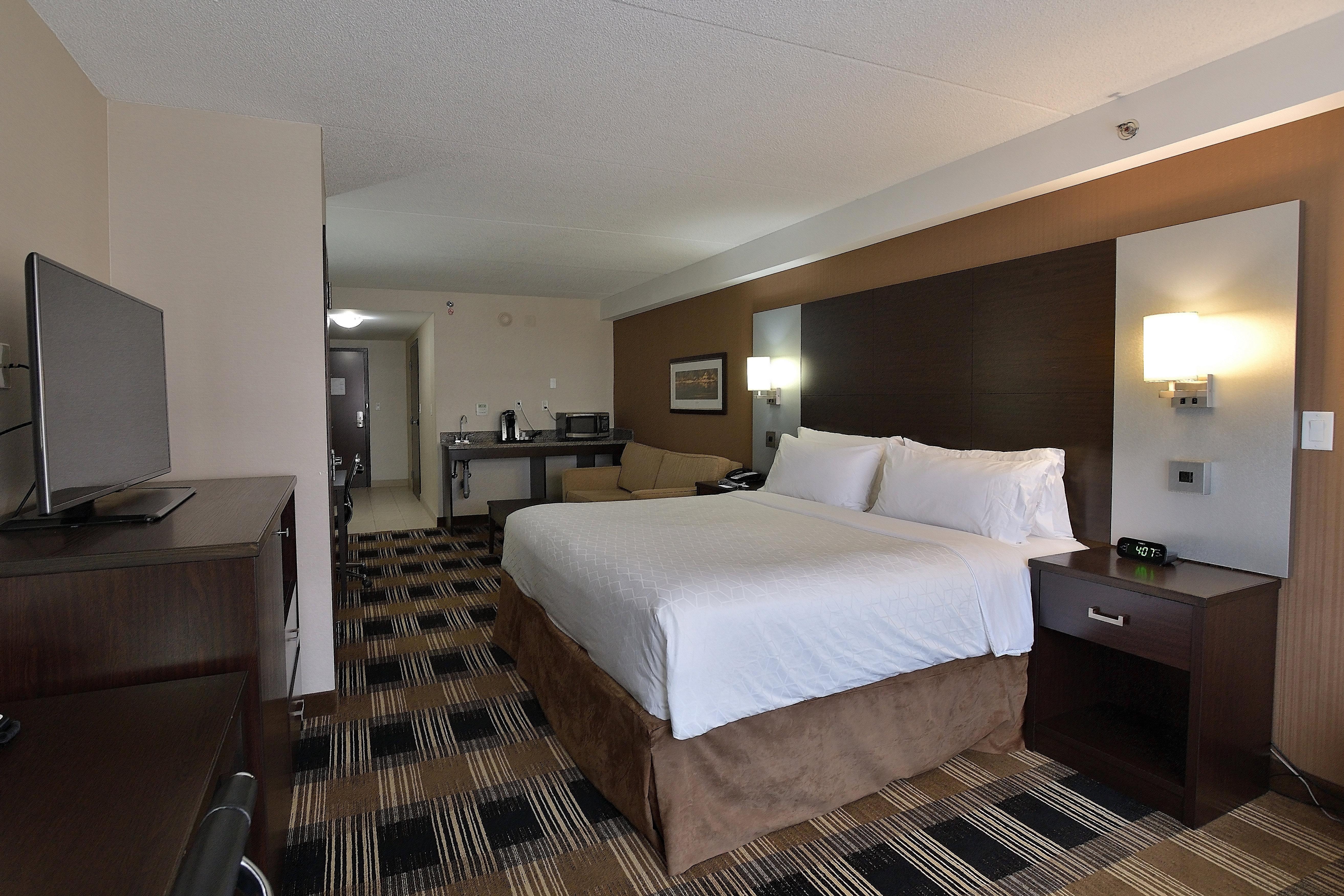 Holiday Inn Express & Suites Ottawa East-Orleans By Ihg Esterno foto