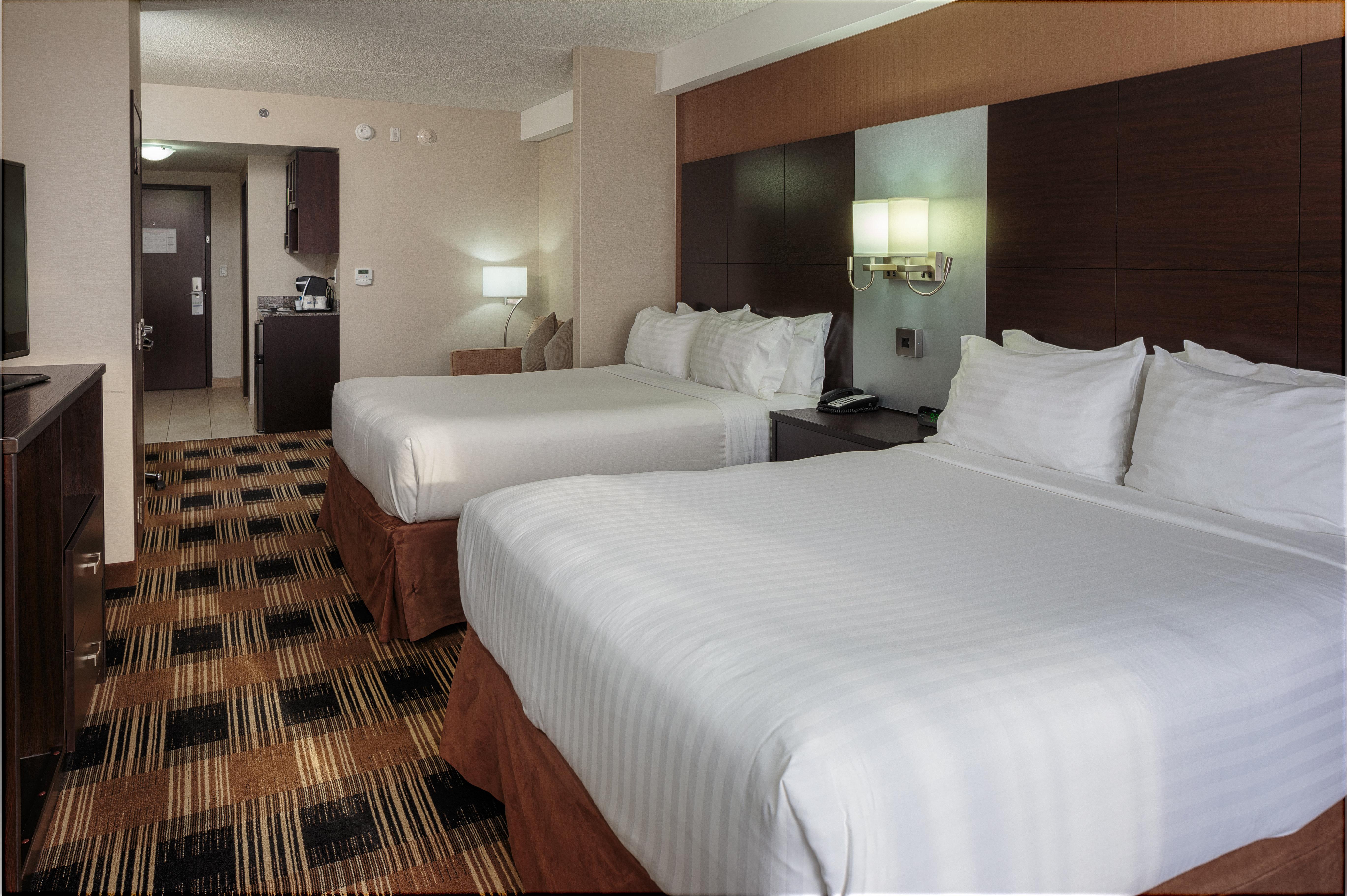 Holiday Inn Express & Suites Ottawa East-Orleans By Ihg Esterno foto