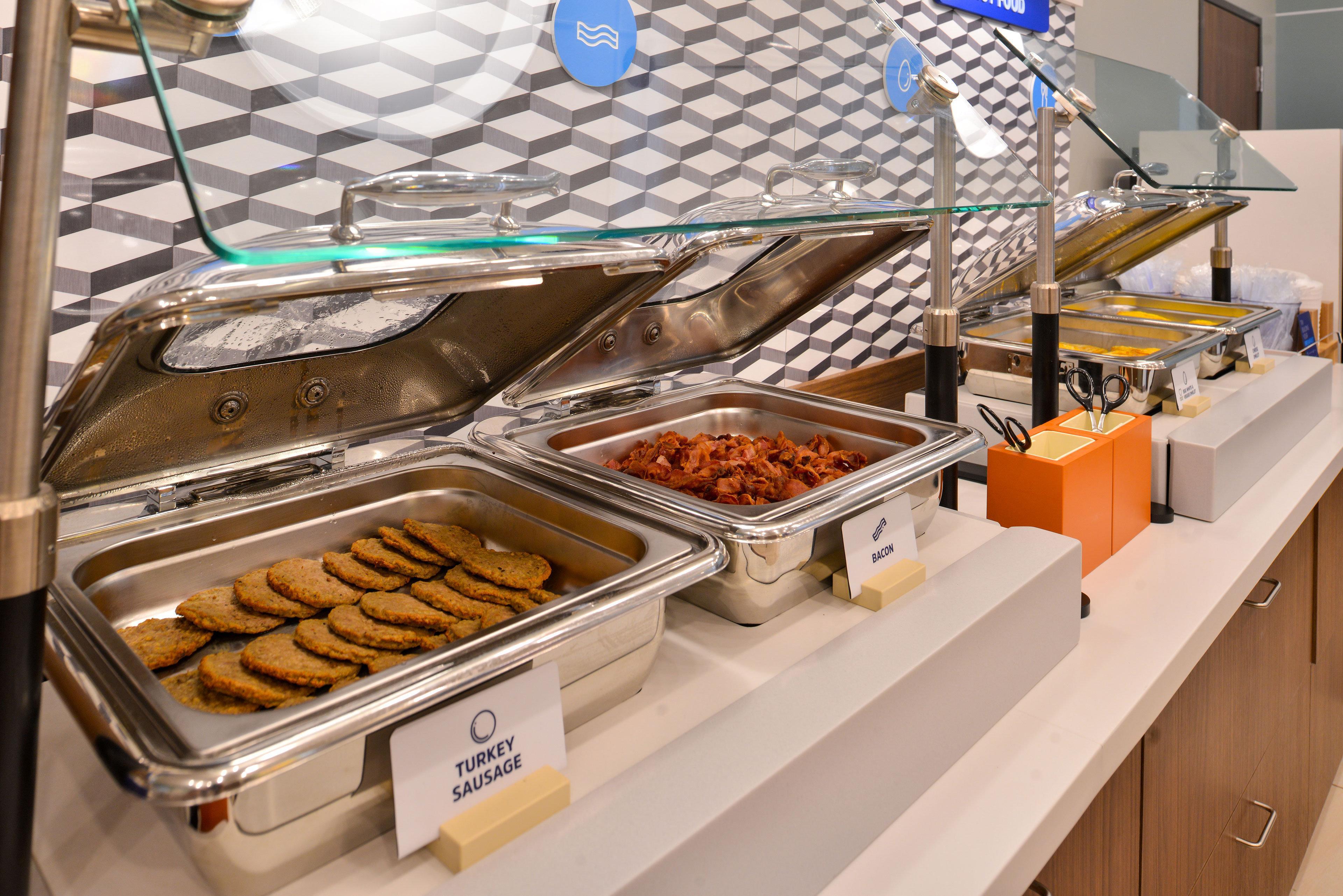 Holiday Inn Express & Suites Ottawa East-Orleans By Ihg Esterno foto