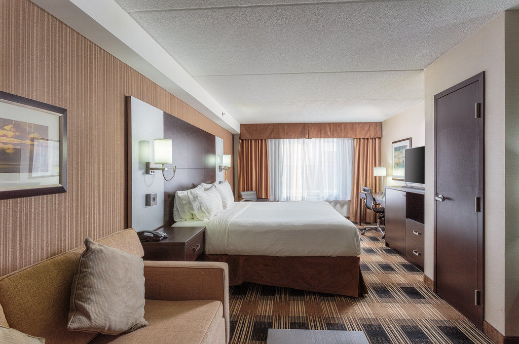 Holiday Inn Express & Suites Ottawa East-Orleans By Ihg Esterno foto